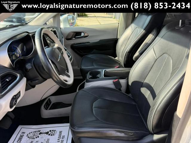 2018 Chrysler Pacifica Hybrid Limited