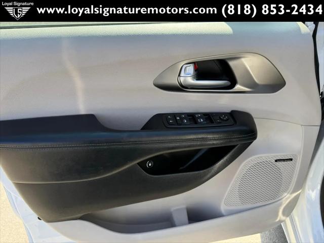 2018 Chrysler Pacifica Hybrid Limited