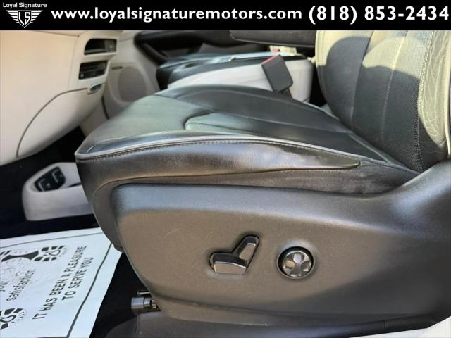 2018 Chrysler Pacifica Hybrid Limited