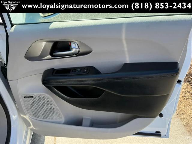 2018 Chrysler Pacifica Hybrid Limited