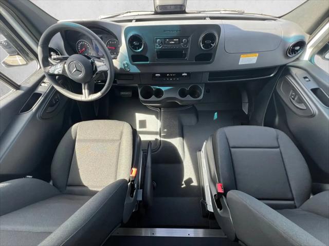2026 Mercedes-Benz Sprinter 2500 Standard Roof 4-Cyl Diesel