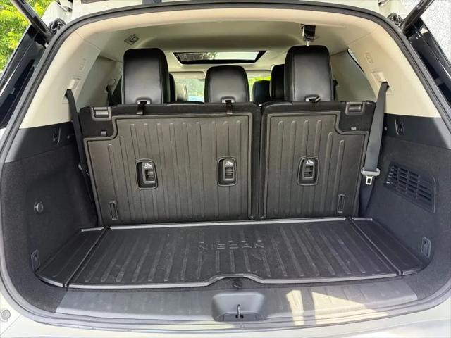 2023 Nissan Pathfinder Platinum 4WD