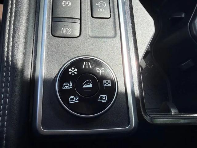 2023 Nissan Pathfinder Platinum 4WD