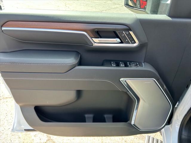 2026 GMC Sierra 3500HD Crew Cab, Long Bed, Denali Dual Rear Wheel, 4WD
