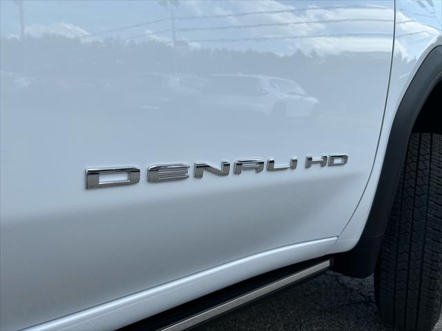 2026 GMC Sierra 3500HD Crew Cab, Long Bed, Denali Dual Rear Wheel, 4WD