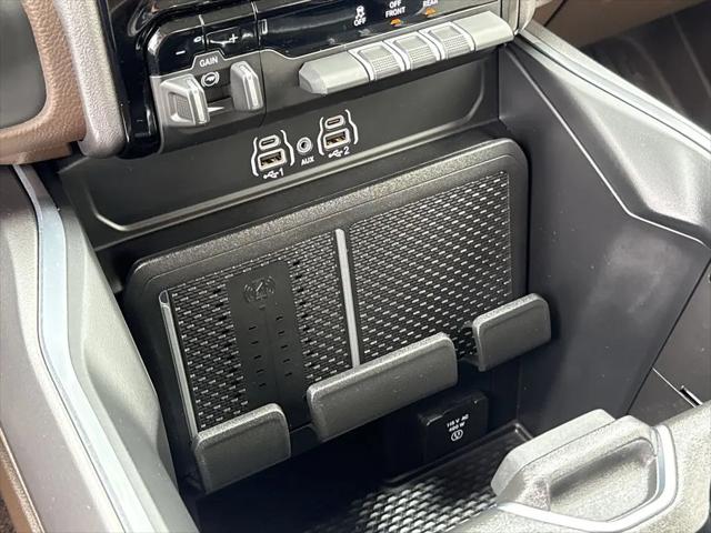2026 Ram 1500 Laramie Crew Cab 4x4 5'7" Box