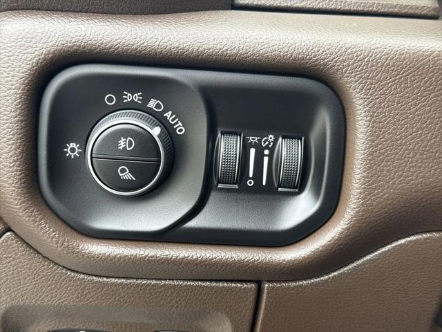 2026 Ram 1500 Laramie Crew Cab 4x4 5'7" Box