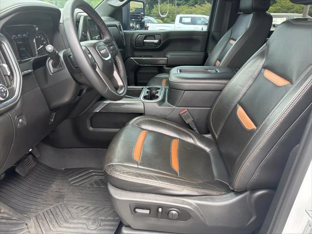 2020 GMC Sierra 2500HD 4WD Crew Cab Standard Bed AT4