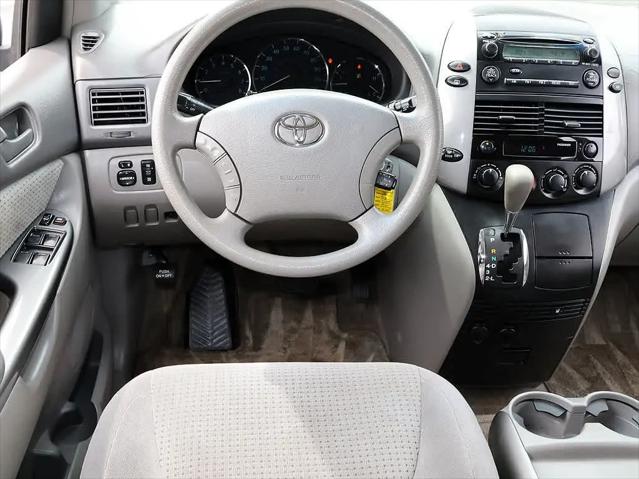 2006 Toyota Sienna CE