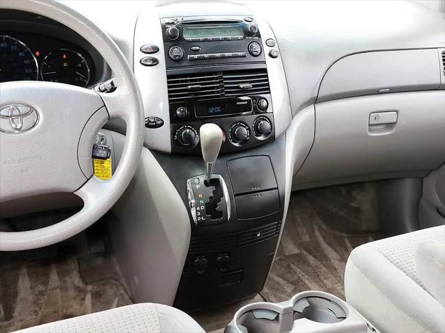 2006 Toyota Sienna CE