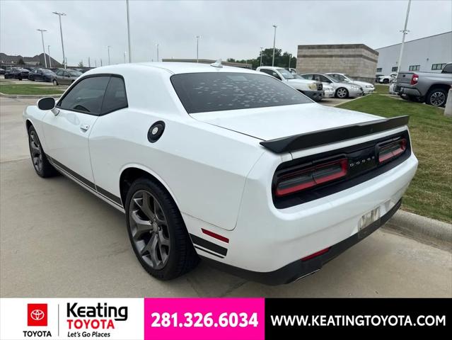 2016 Dodge Challenger SXT