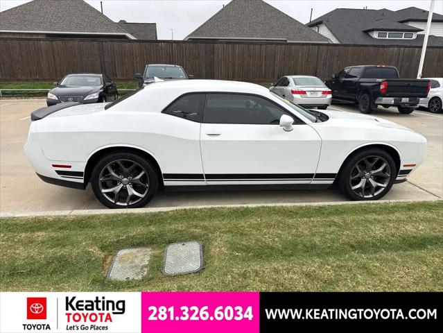 2016 Dodge Challenger SXT
