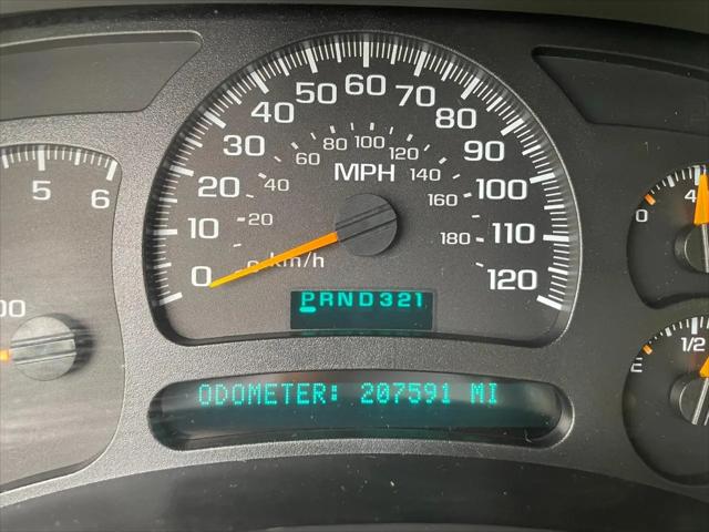 2003 Chevrolet Avalanche Base