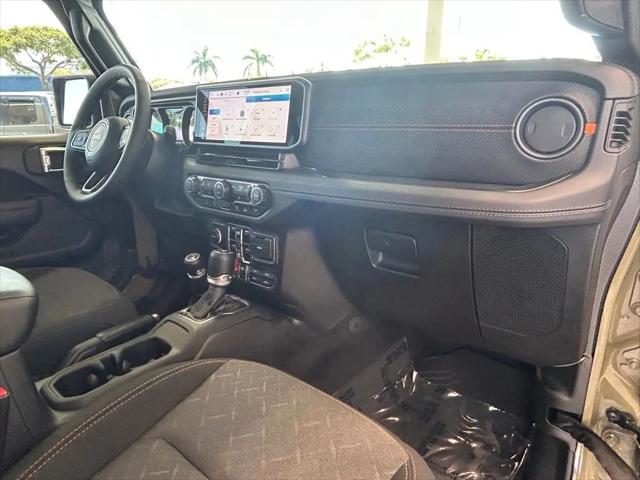 2025 Jeep Gladiator Sport