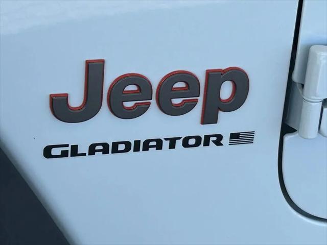 2026 Jeep Gladiator Sport