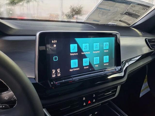 2026 Volkswagen Atlas Cross Sport SE with Technology