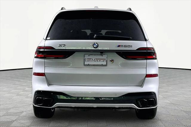 2027 BMW X7 M60i