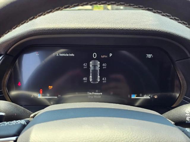2026 Jeep Grand Cherokee Laredo 4x2