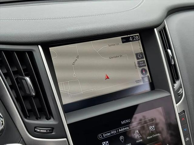 2022 INFINITI Q60 LUXE AWD