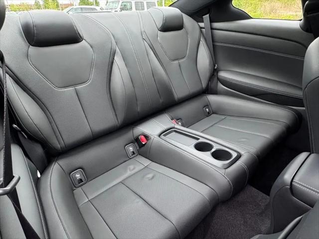 2022 INFINITI Q60 LUXE AWD
