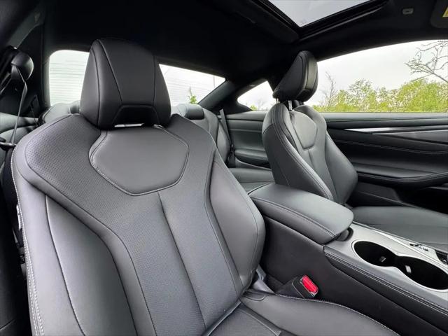 2022 INFINITI Q60 LUXE AWD