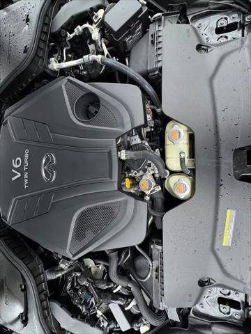 2022 INFINITI Q60 LUXE AWD