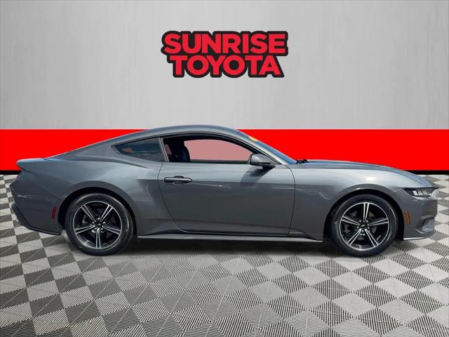 2024 Ford Mustang EcoBoost Fastback