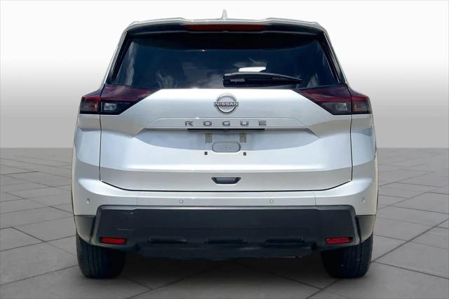 2025 Nissan Rogue SV FWD