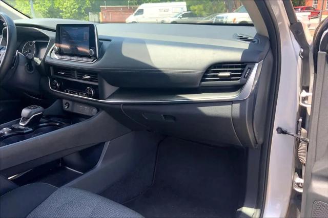 2025 Nissan Rogue SV FWD