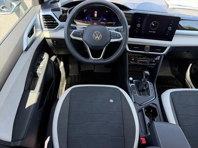 2026 Volkswagen Taos SE
