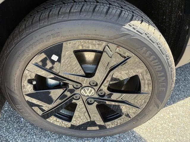 2026 Volkswagen Taos SE