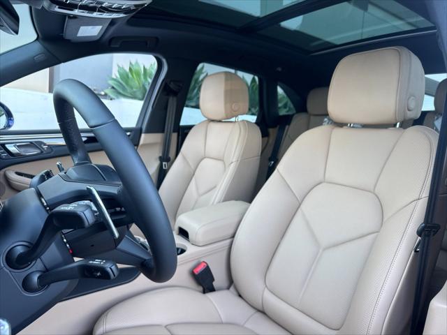 2026 Porsche Macan Unknown
