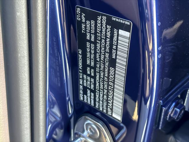 2026 Porsche Macan Unknown