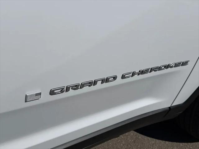 2026 Jeep Grand Cherokee Altitude 4x2