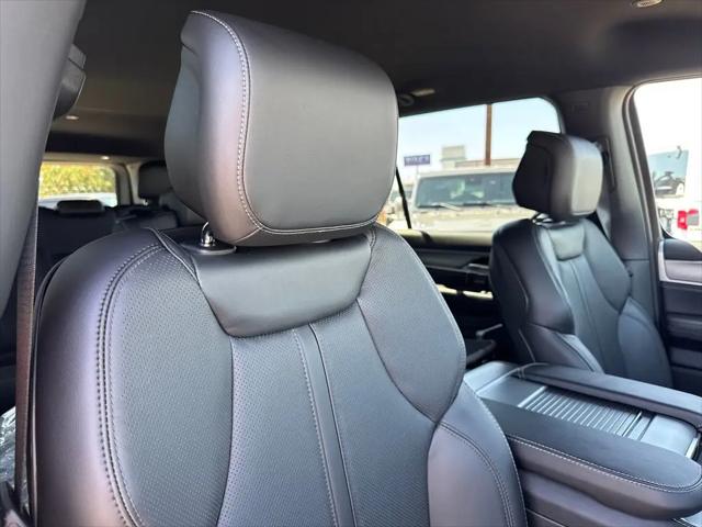 2026 Jeep Grand Wagoneer L 4x2