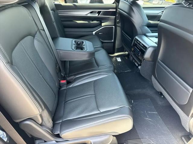 2026 Jeep Grand Wagoneer L 4x2