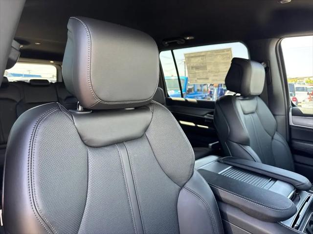 2026 Jeep Grand Wagoneer L 4x2