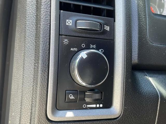 2021 Ram 1500 Tradesman Crew Cab 4x4 5'7" Box