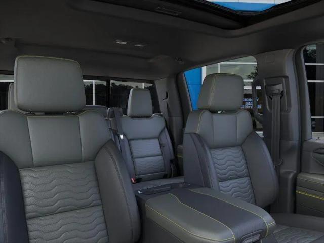 2026 Chevrolet Silverado 2500HD Crew Cab, Standard Bed, XR2, 4WD