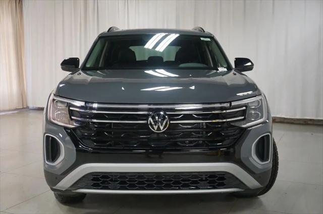 2026 Volkswagen Atlas Peak Edition