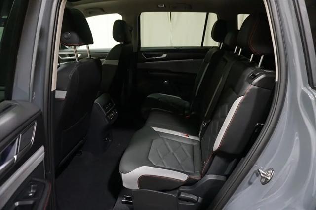 2026 Volkswagen Atlas Peak Edition