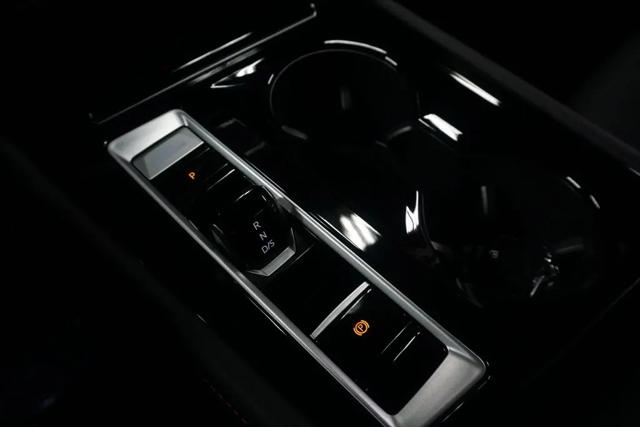2026 Volkswagen Atlas Peak Edition