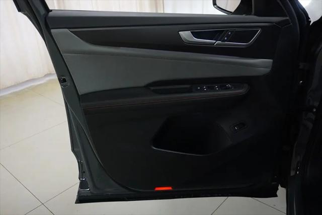 2026 Volkswagen Atlas Peak Edition