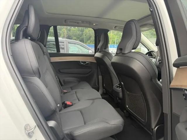 2025 Volvo XC90 B6 Plus 7-Seater