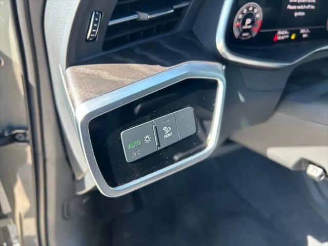 2023 Audi A6 Premium Plus 45 TFSI quattro S tronic