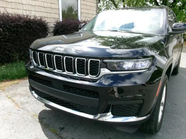 2023 Jeep Grand Cherokee L Laredo 4x4