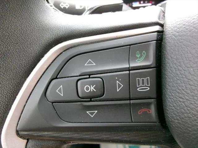 2023 Jeep Grand Cherokee L Laredo 4x4