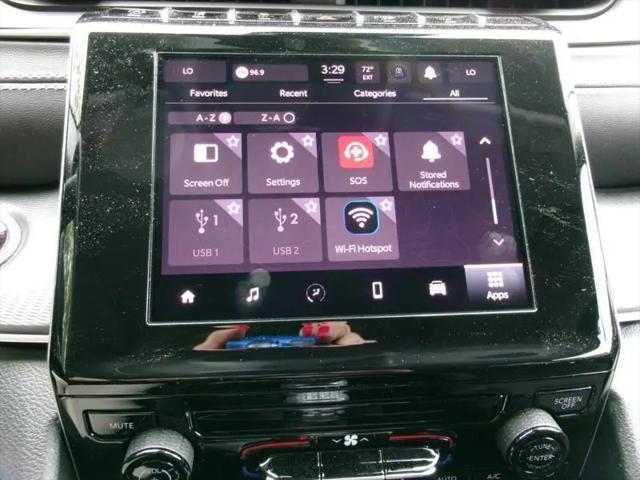 2023 Jeep Grand Cherokee L Laredo 4x4