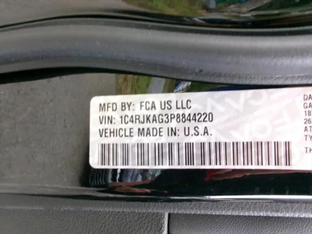 2023 Jeep Grand Cherokee L Laredo 4x4
