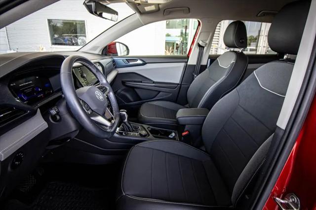 2024 Volkswagen Taos 1.5T SE